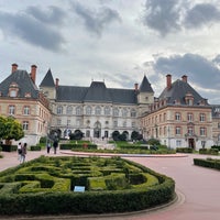 Photo taken at Cité Internationale Universitaire by Göran H. on 10/11/2021