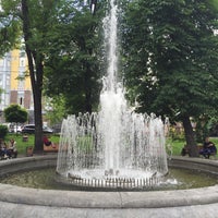 Photo taken at Фонтан у сквері Сагайдачного by Андрей С. on 5/18/2016
