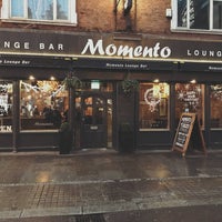 Foto scattata a Momento Lounge &amp;amp; Bar da Momento Lounge &amp;amp; Bar il 11/27/2017