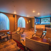 Foto tirada no(a) Abu Dhabi Lounge por Abu Dhabi Lounge em 11/30/2017