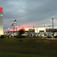 2/13/2013にLeia W.がNorth Park Toyota of San Antonioで撮った写真