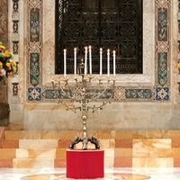 Photo taken at Temple Emanu-El by Pete W. on 12/28/2019