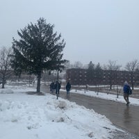 2/12/2020 tarihinde Yazeedziyaretçi tarafından Northern Illinois University'de çekilen fotoğraf