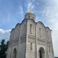 Дмитриевский собор Ростов