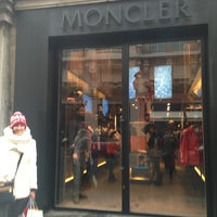 moncler paris 8
