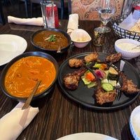 Снимок сделан в Spice Affair Beverly Hills Indian Restaurant пользователем Bandar A. 12/13/2023