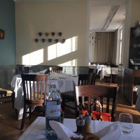 12/13/2018 tarihinde Georgiana L.ziyaretçi tarafından Restaurant Brunnauer'de çekilen fotoğraf