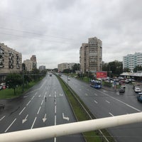 Photo taken at Пешеходный путепровод «Краб» by Дениска 😽 on 9/18/2020