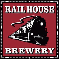 Das Foto wurde bei Railhouse Brewery von Railhouse Brewery am 6/9/2014 aufgenommen