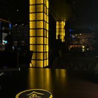 Foto tirada no(a) GOLD Sushi Club por MD.7 em 5/4/2024