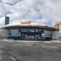Photo taken at Дворец игровых видов спорта «Уралочка» by Иван Д. on 3/7/2019