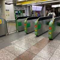 Photo taken at JR渋谷駅 中央改札 by ayapenguin on 9/2/2020