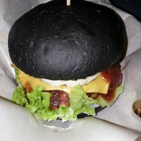 4/22/2013にShAron P.がStacks Burgerで撮った写真