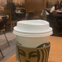 Photo taken at Starbucks by てっど K. on 1/16/2023