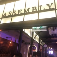Foto tirada no(a) Assembly por てっど K. em 7/11/2018