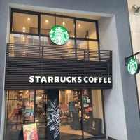 Photo taken at Starbucks by てっど K. on 12/12/2021