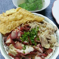 Review Depot Berkat Pangsit Mie Ujung Pandang