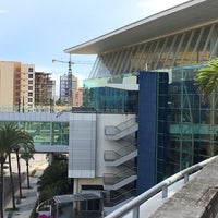 10/3/2016 tarihinde Luís Arturo F.ziyaretçi tarafından La Vela Centro Comercial'de çekilen fotoğraf