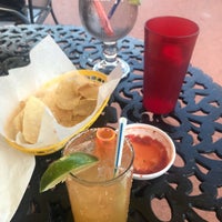Foto tomada en La Fiesta Mexican Restaurant  por Aniko K. el 6/16/2019