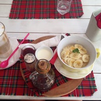 Das Foto wurde bei Alpaca homestyle cafe von Ульяна М. am 12/4/2015 aufgenommen
