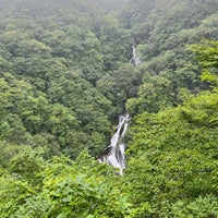 Photo taken at Kirifuri Falls by Je suis ici on 8/7/2022
