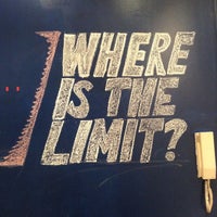 รูปภาพถ่ายที่ Where is the limit? Valencia โดย Victor G. เมื่อ 4/7/2013