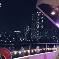 Photo taken at The Cruise Club TOKYO by Mio O. on 6/4/2018