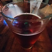 Foto tirada no(a) Pub Thirty-Two por Joey Q. em 3/10/2018