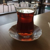 Photo taken at Komşufırın by Belhemirr🌙🌙 E. on 10/6/2016