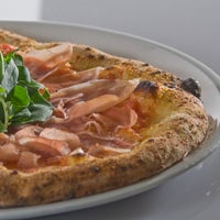 6/3/2014에 Pizzeria Rustica님이 Pizzeria Rustica에서 찍은 사진
