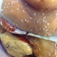 Das Foto wurde bei Burger King von Heino P. am 5/7/2013 aufgenommen