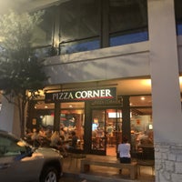 รูปภาพถ่ายที่ Pizza Corner โดย Mark M. เมื่อ 6/21/2021