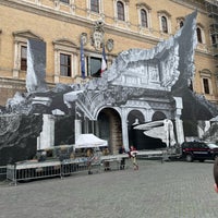 Photo taken at Piazza Farnese by Robert S. on 11/5/2021