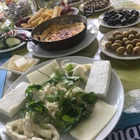 Foto scattata a Marul Cafe da GÜLÜM U. il 9/15/2017
