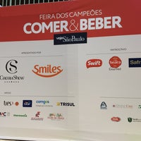 Photo taken at Feira dos Campeões - Comer e Beber - Veja São Paulo by Aninha C. on 11/26/2017