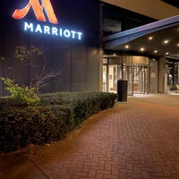 Foto tomada en The Hague Marriott Hotel  por AE👨🏻‍✈️ el 5/1/2022