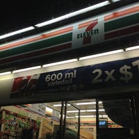Photo taken at 7- Eleven by Jorge F. on 3/17/2013
