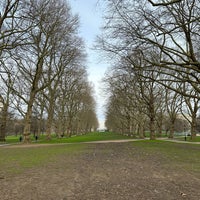 Photo taken at Wellington Arch by 🍂 on 2/27/2024