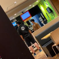 Photo taken at McDonald&amp;#39;s by ながとん on 10/7/2021