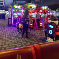 Photo taken at Dave &amp;amp; Buster&amp;#39;s by Mohammad A. on 4/19/2022