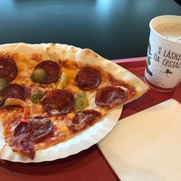 Photo taken at Pizza Buono by Jan M. on 8/9/2018