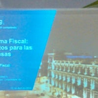 Photo taken at Salon Maya 2 &amp;quot;Reforma Fiscal: los retos para las empresas&amp;quot; by Bunbulises O. on 4/10/2014