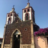 Photo taken at Parroquia De Los Santos Reyes by Dianita on 4/20/2018