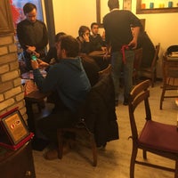 1/11/2017 tarihinde Berke T.ziyaretçi tarafından Holland Lop Cafe'de çekilen fotoğraf