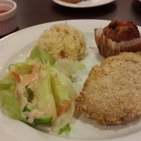 Photo taken at Kenny Rogers Roasters by Andy t. on 7/5/2014