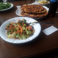 Photo taken at Seçkin Lahmacun Pide by Hatice E. on 4/14/2019