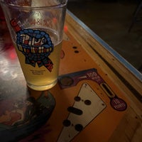 Foto tomada en Flippers Tavern  por Jason B. el 12/20/2022