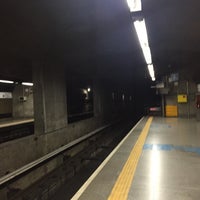 Photo taken at Estação São Joaquim (Metrô) by Esther A. on 1/21/2018