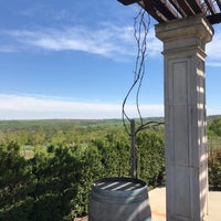 Photo taken at Lefkadia winery by Ekaterina on 5/10/2021
