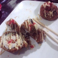 Foto diambil di Sushi Kaki Lima oleh ري ضو pada 12/28/2012